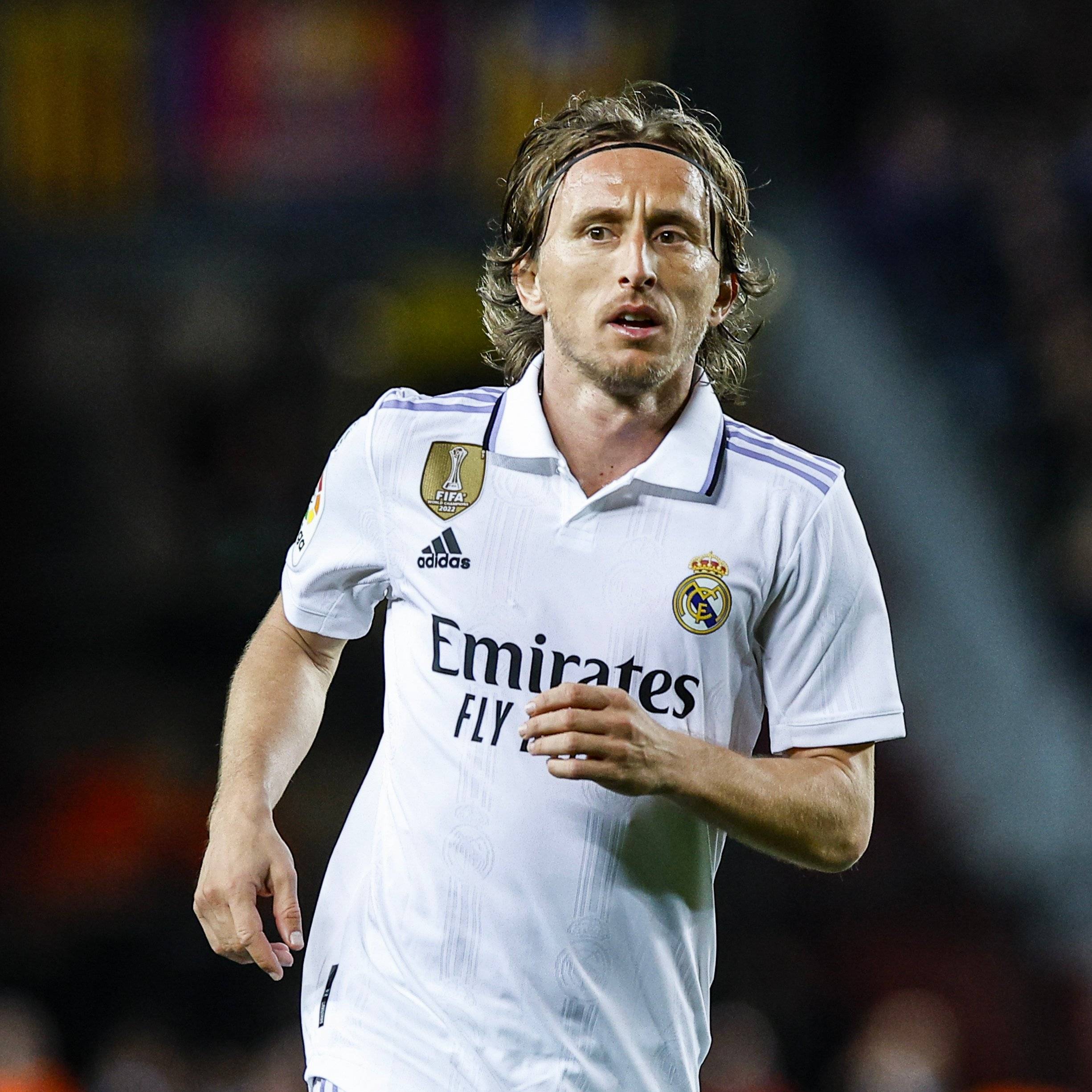 英超疯狂夜：切尔西利物浦双双翻车，11.4亿豪阵不敌升班马