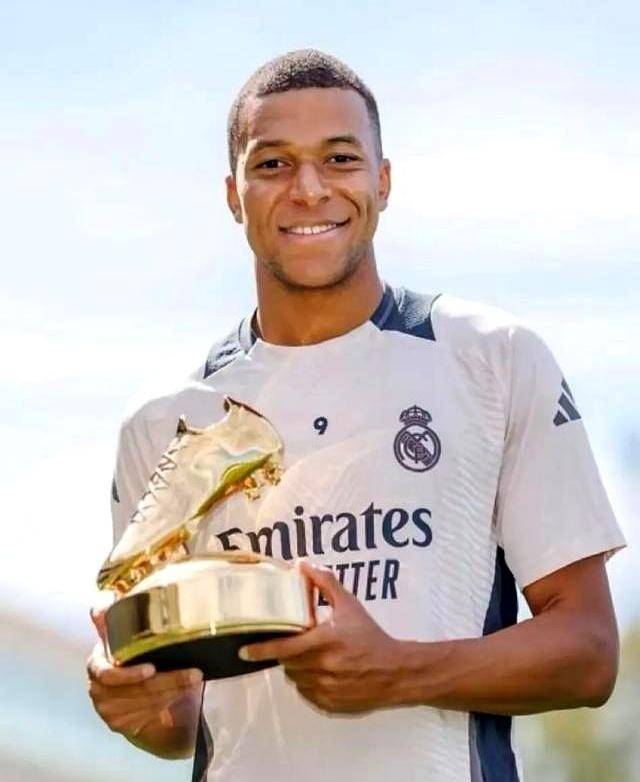 黑马加冕！苏超官方合作伙伴中国平安祝贺“苏超”泰州队夺...