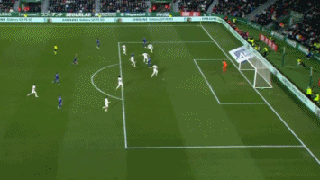 时光荏苒三十二载，感恩你我风雨相伴。同心逐梦共赴...