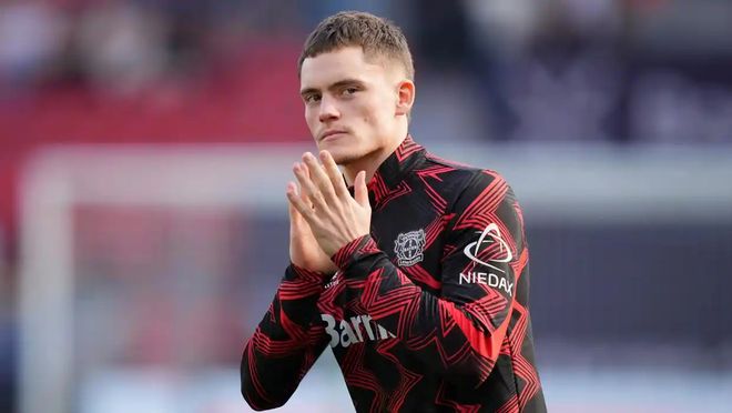 曼城有望大胜桑德兰，展现沉稳防守，争夺英超积分榜席位。