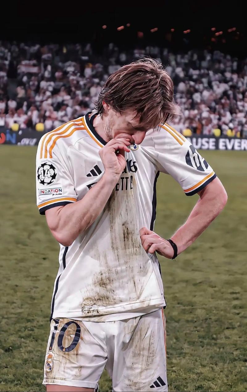 梅西领衔迈阿密国际冲击MLS冠军！温哥华白帽决赛遭遇强敌