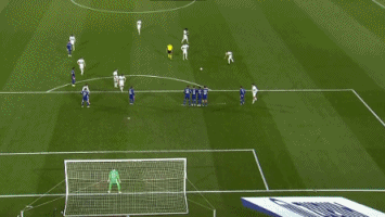 意甲战报：普利西奇梅开二度，米兰让二追三3-2逆转都灵